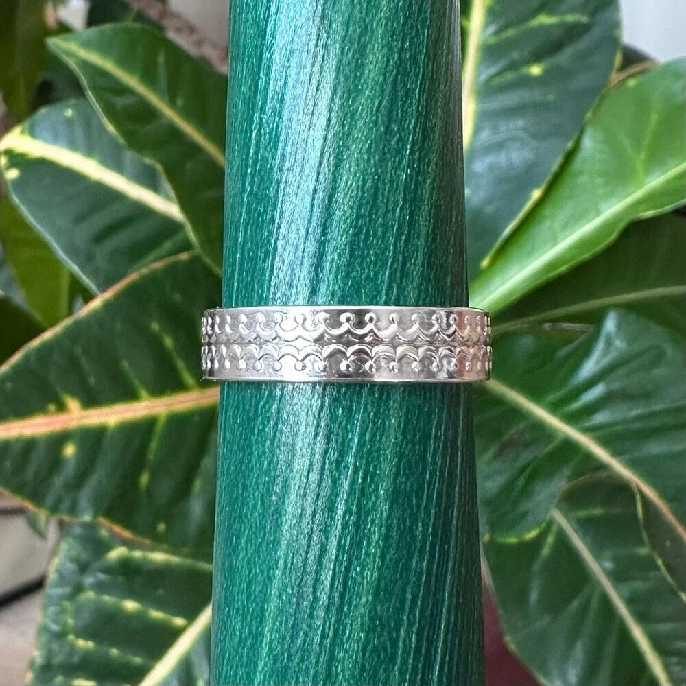 Men’s Sterling Silver Scalloped Crown Open Cuff Ring Band